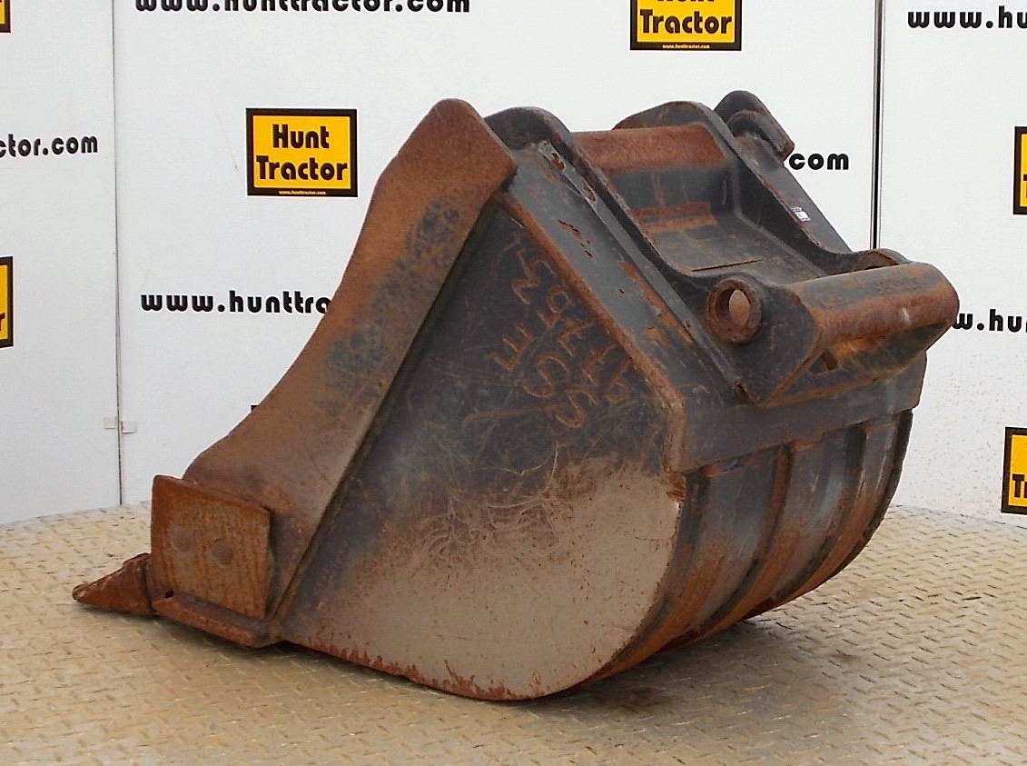 Hunt Tractor Used 18" bobcat 325 Bobcat XChange Class III Mini