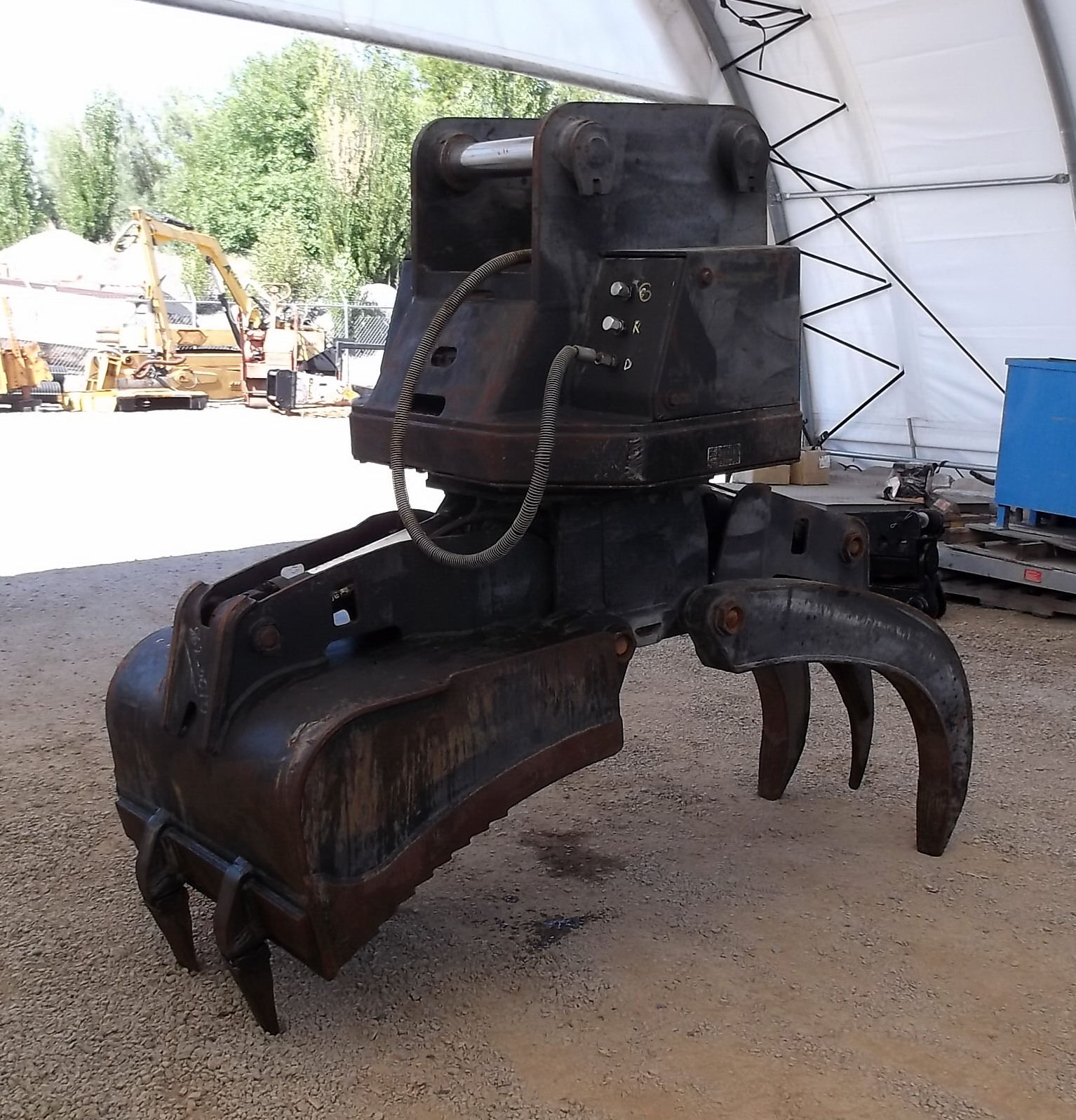 Hunt Tractor Used Debris Grapple For Sale