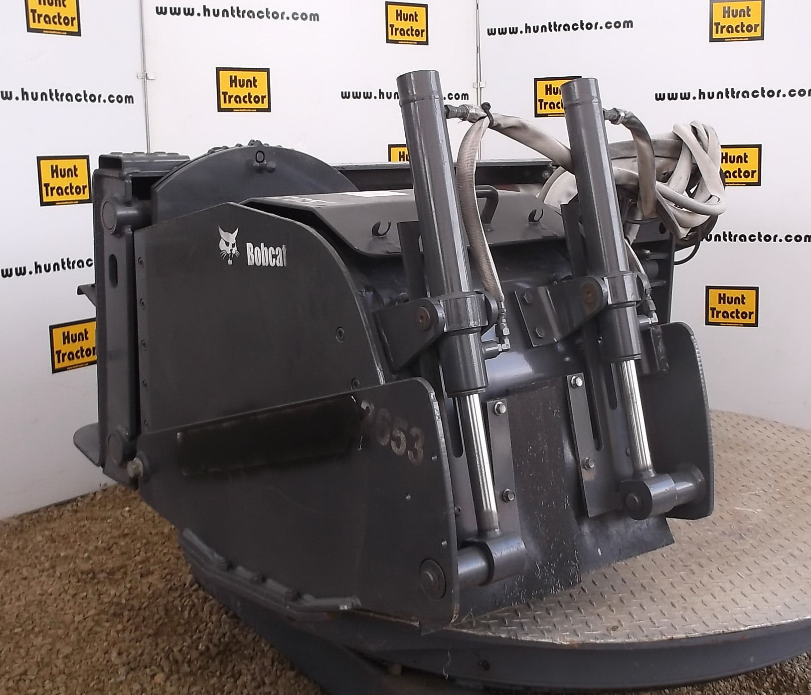 used-18-asphalt-cold-planer-for-skid-steer-for-sale